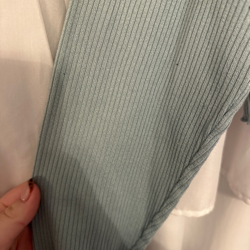 American Eagle Ribbed Long Sleeve Top - Picture 2 of 2
